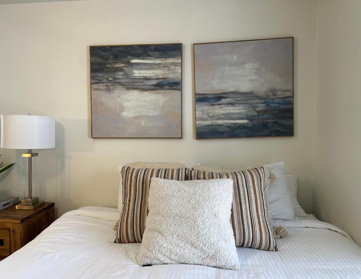 Home Sweet Idahome, Feels Like Home With All The Decor You Wish You Could Afford King Bed In Master, Fully Fenced Dog Friendly Yard, A Few Blocks From Bsu And Downtown Boise, Your Perfect Stay! Exterior photo